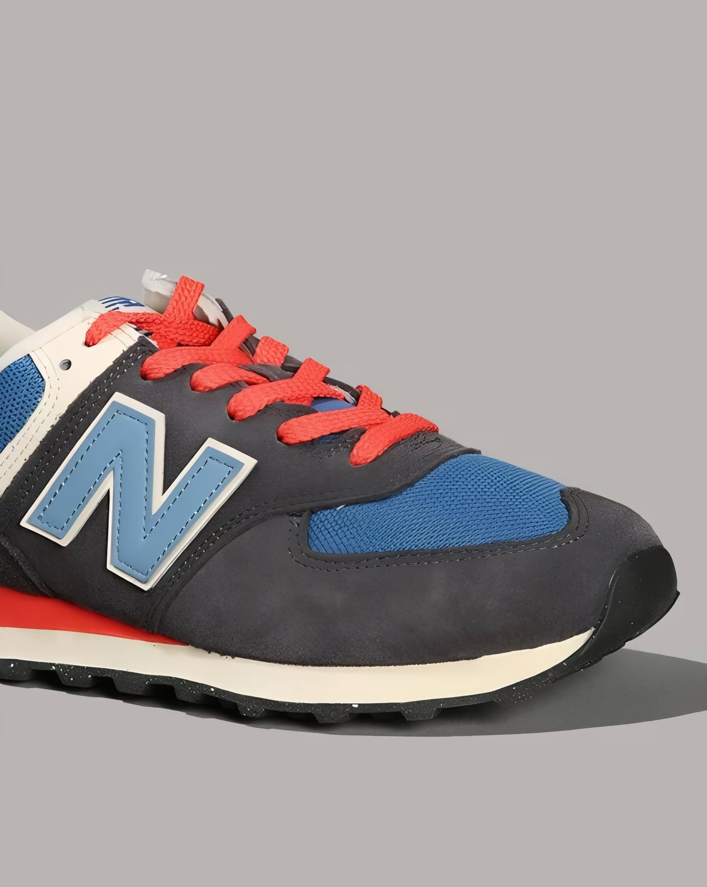 574 Low-Top Lace-Up Shoes