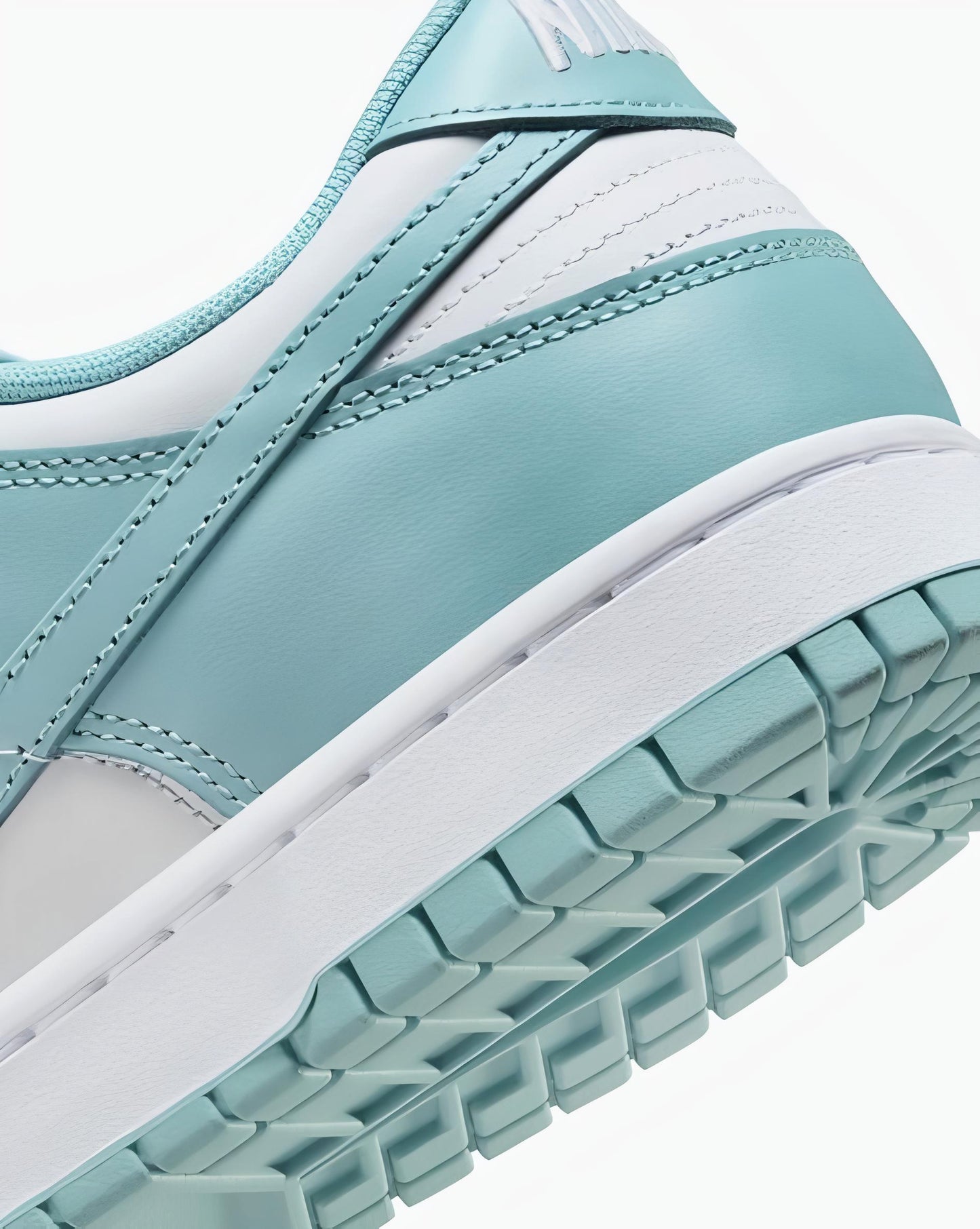 Men Dunk Retro Low-Top Lace-Up