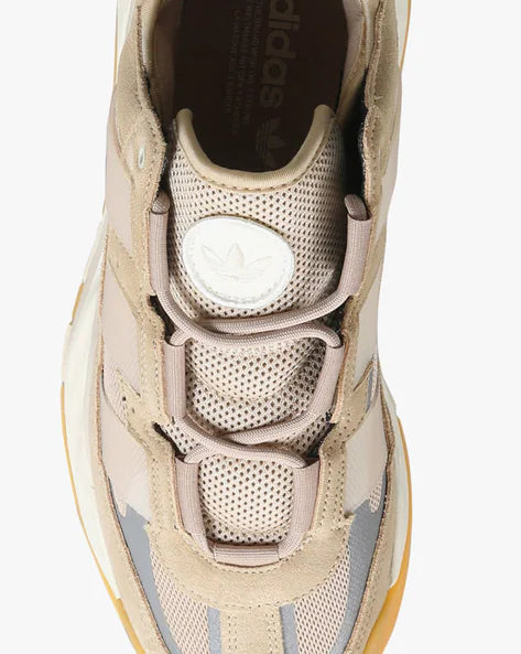 Niteball Lace-Up Sneakers - Beige