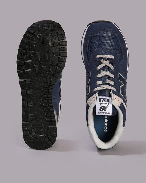 Men Low-Top Lace-Up Shoes