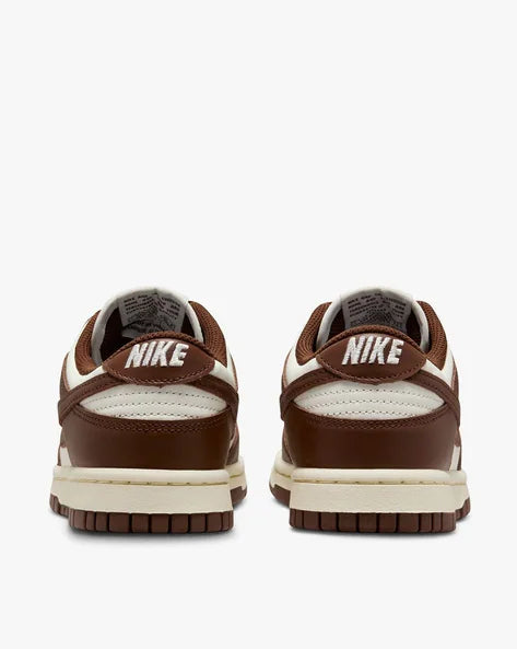 Men Dunk Low Retro Lace-Up Sneakers - Brown