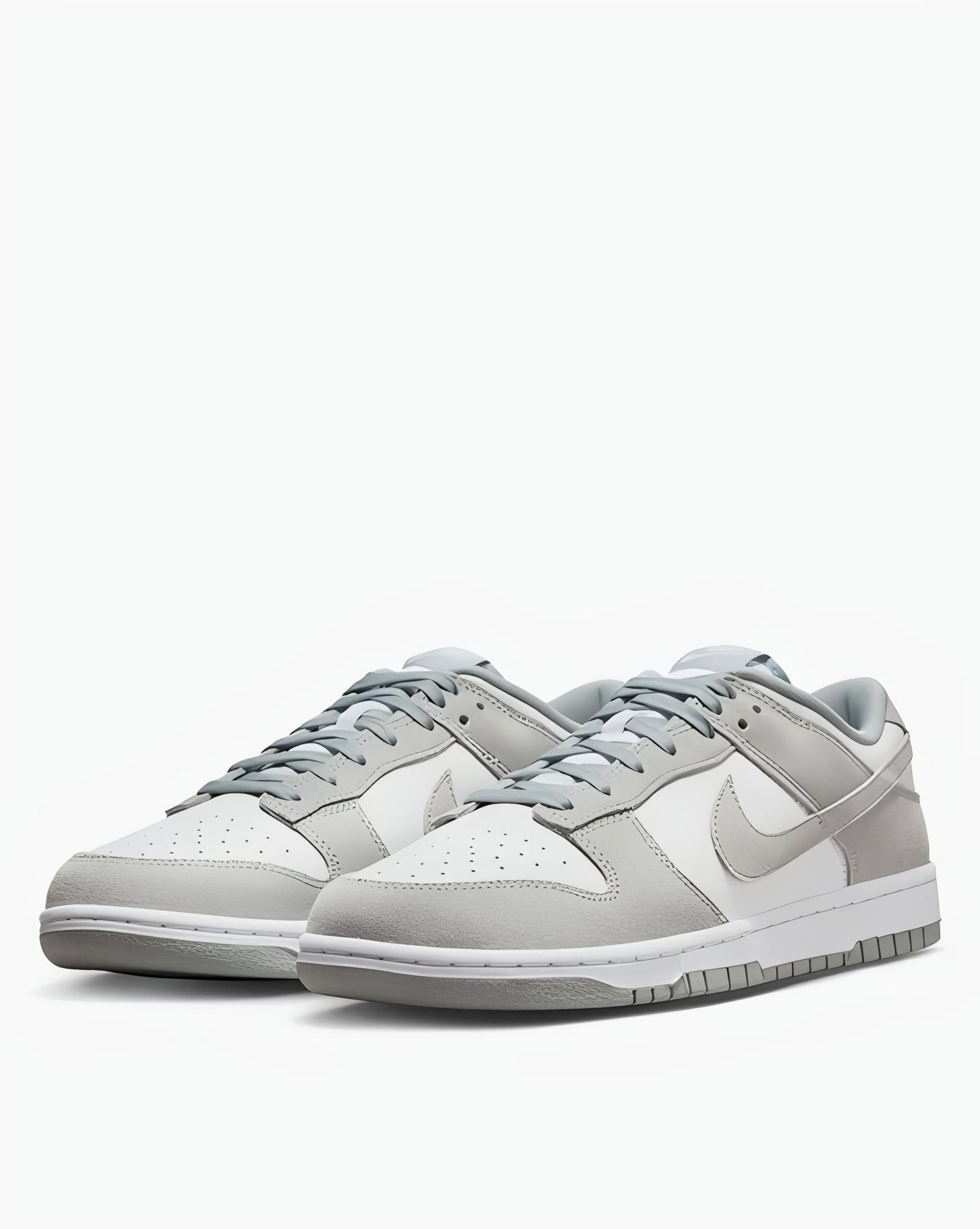 Men Dunk Retro Low-Top Lace-Up Sneakers