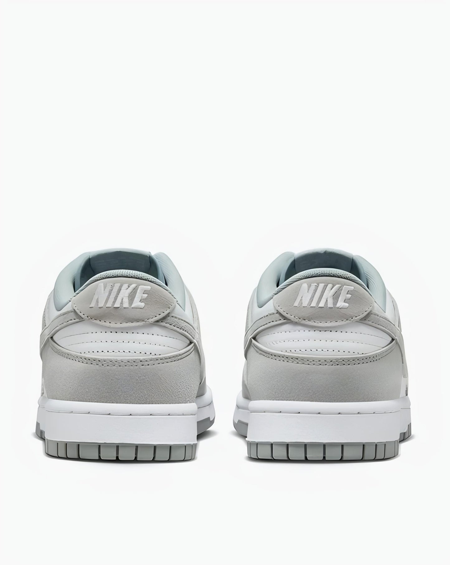 Men Dunk Retro Low-Top Lace-Up Sneakers